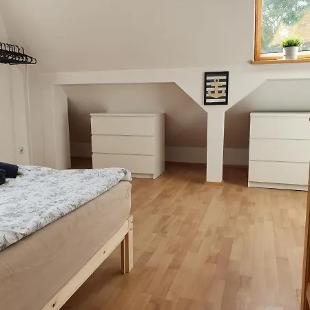 Kwatera prywatna Mieszkanie Wyścigi